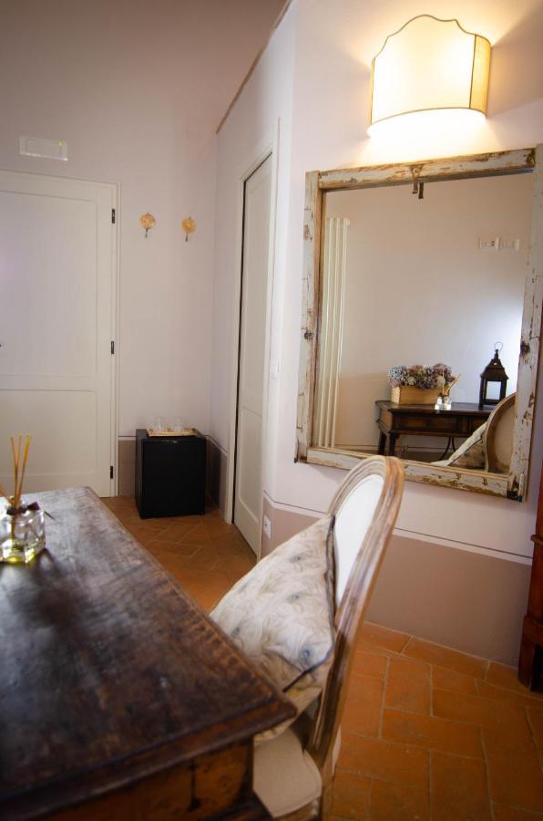 Dimora Dell'Erbe Rooms Montepulciano Stazione Esterno foto